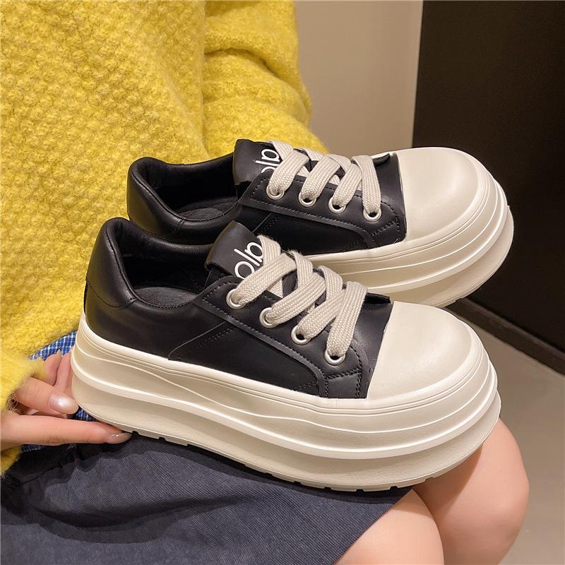 European ultra-light platform white shoes women's 2025 autumn new versatile height-increasing casual board shoes small muffin shoes