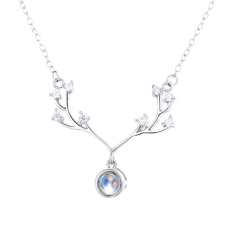 

S925 Sterling Silver Antler Pendant Necklace for Women - Influencer Style Qixi Festival Christmas Jewelry S925 Silver