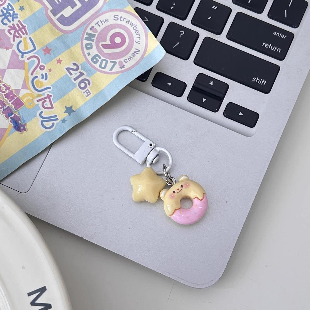 Milky Soft Cute Bear Keychain - Star Cartoon Pendant for Couple or Bestie Backpack Accessories Gift