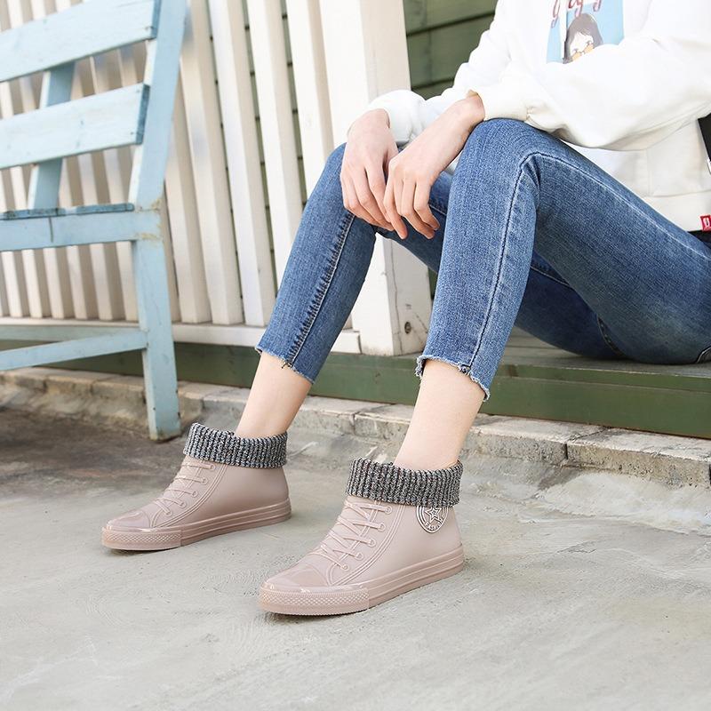 Fashion outer wear junior high school students rain shoes wear-resistant non-slip treading water Martin boots beautiful cute trend water shoes