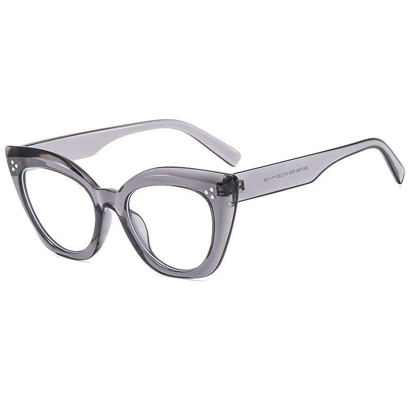 Classic Cat Eye Fashion Sunglasses Woman Vintage Black Glasses Sun Glasses Female UV400 Eyewear ShadesSimple Style Rivet Design