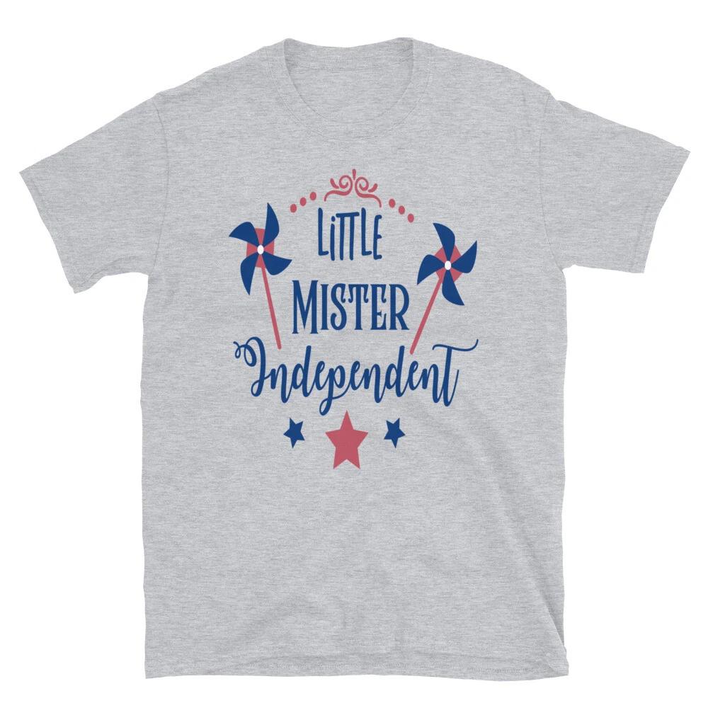 Little Mister Independent Family Love Classic Fit T-Shirt S