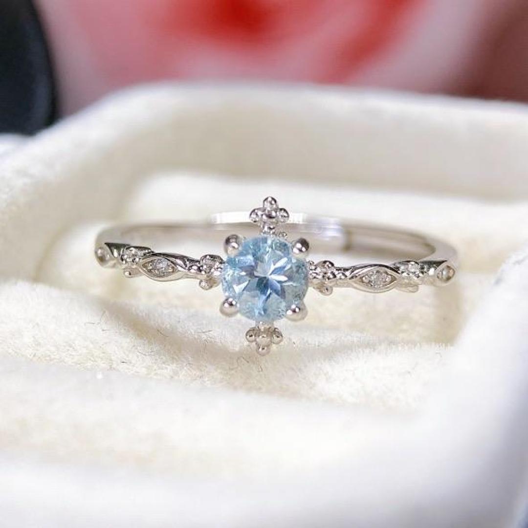 Elegant Blue Topaz Ring with S925 Silver Inlay - Fashionable Jewelry Design Adjustable Opening