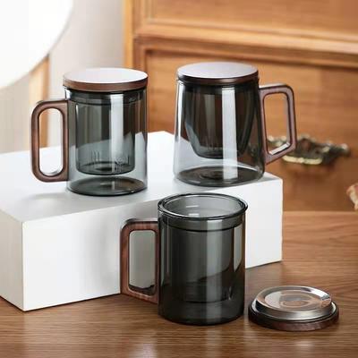Glass Tea Water Separation Tea Ceremony Cup with Lid Large Capacity Smoke Gray Wooden Handle Office Cup Home Men's Gift Brewing Tea Cup