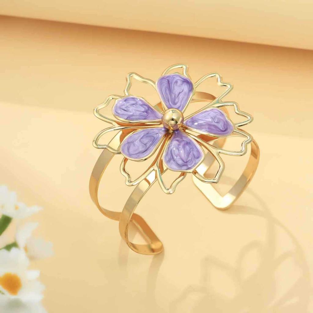 Hot-selling new dripping oil elegant and sweet lotus double-layer hollow three-dimensional flower ring bracelet stud earrings necklace
