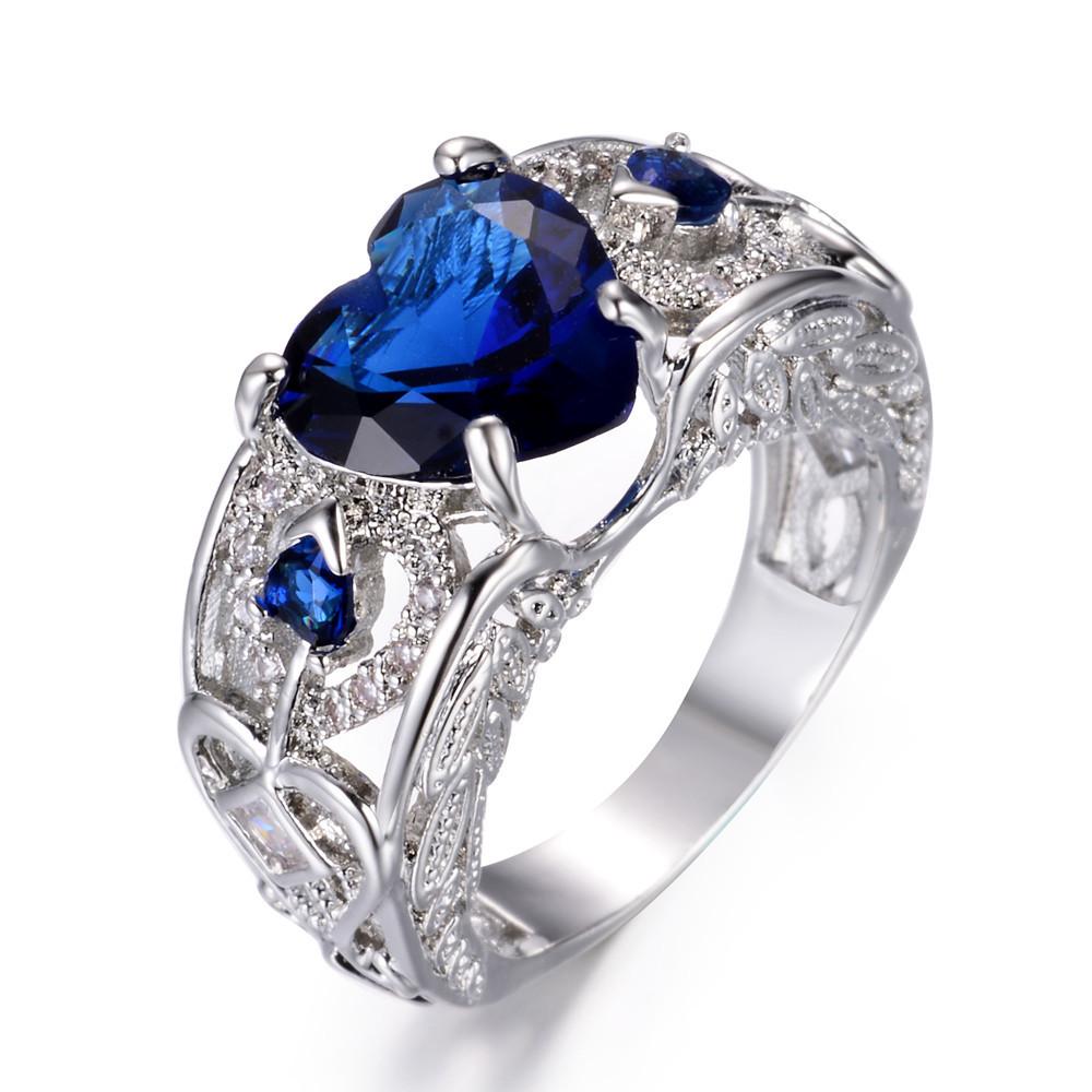 Natural Heart-Shaped Diamond-Inlaid Ruby Ring Heart-Shaped Crystal Engagement Ring Personalized Hollow-Out Ring Accessory