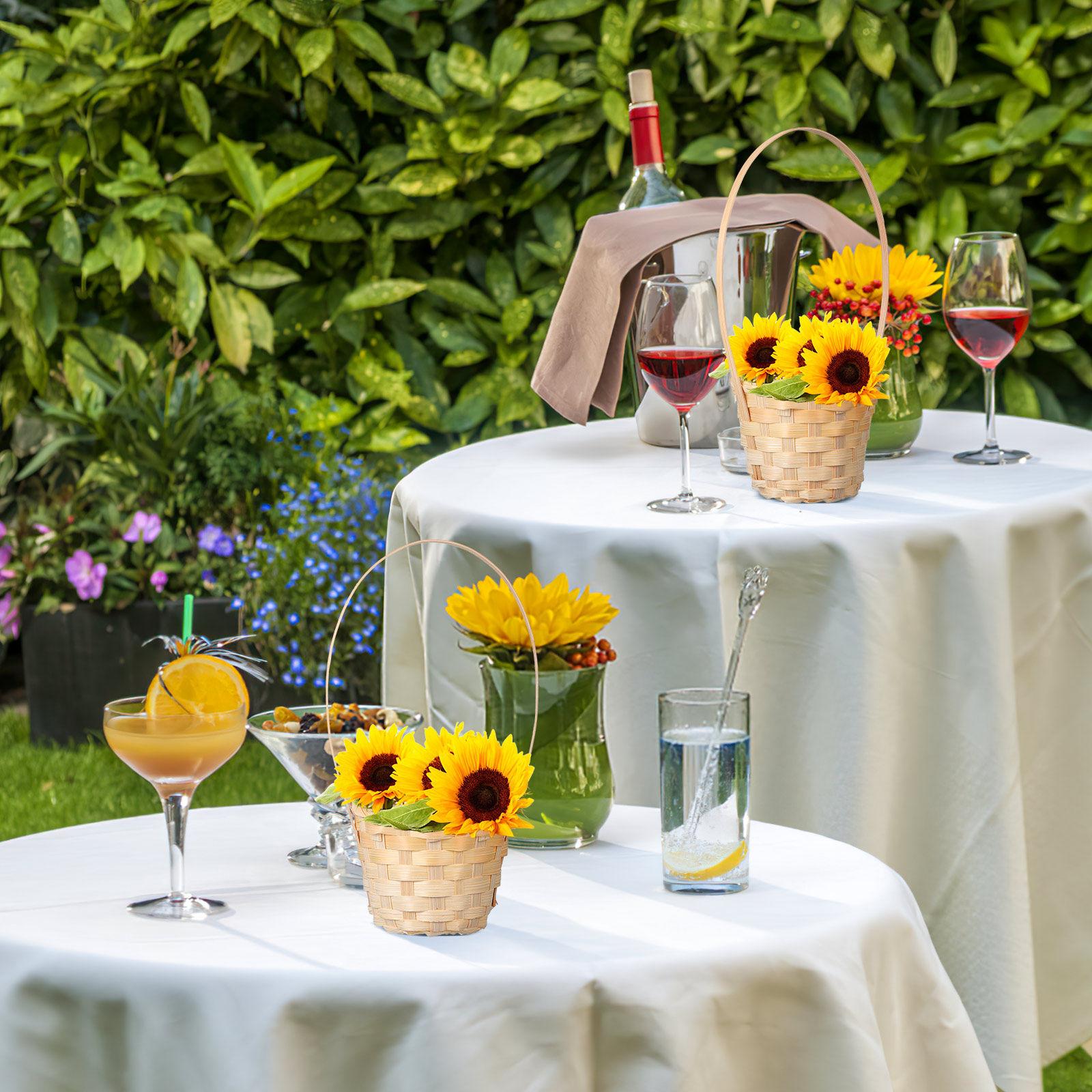 8Pcs Portable Woven Basket Mini Handheld Storage Gift Picnic Flower Basket Multifunctional Handmade Baskets Flower Baskets 8X20CM