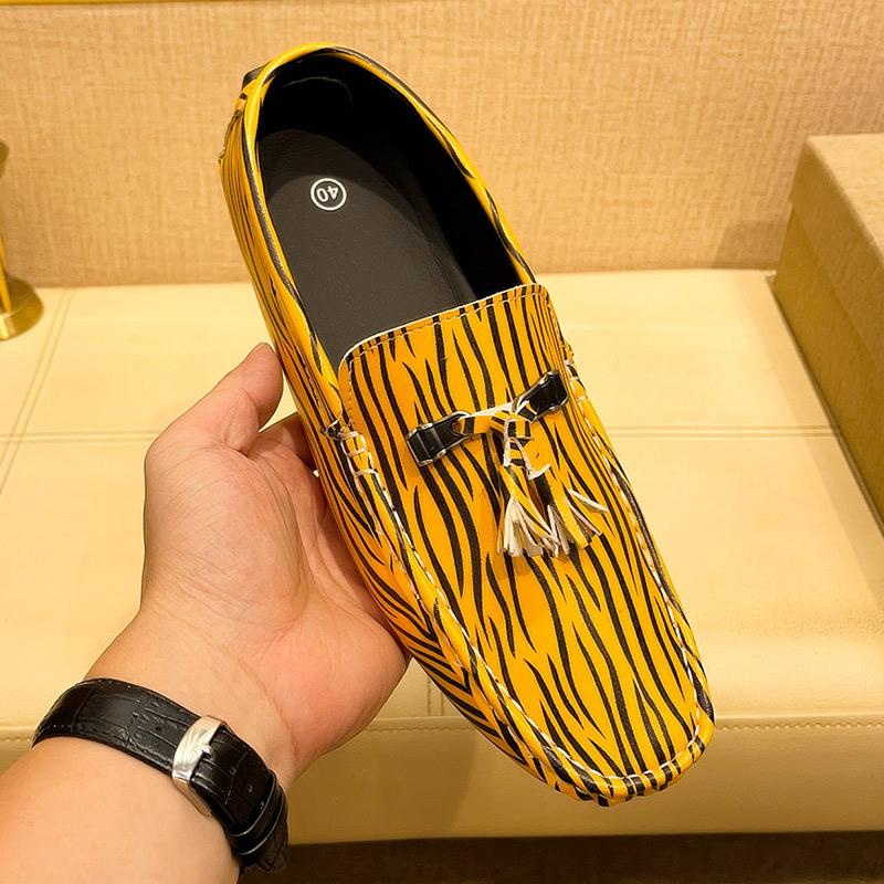 Fashion Mens Outdoor Loafers Leather Fashion Coiffeur Shoes Men 2024 All-match Men Casual Shoes Luxury Brand Classic Men Dress Footwear