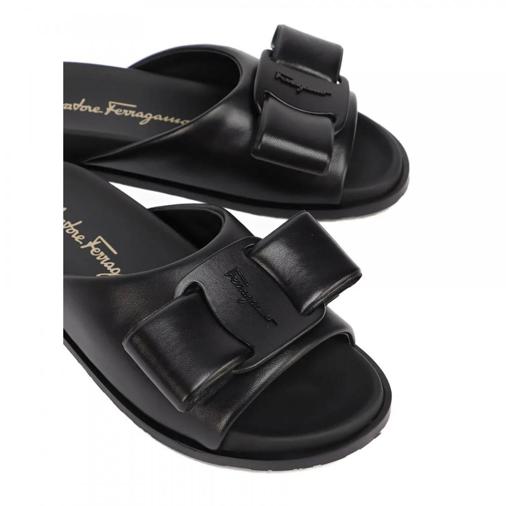 Salvatore Ferragamo Ferragamo Slide Black