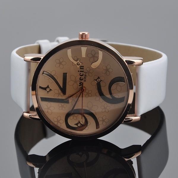 Moda Kadın Leopar Kuvars Bilek İzle Pu Deri Bant Saatler