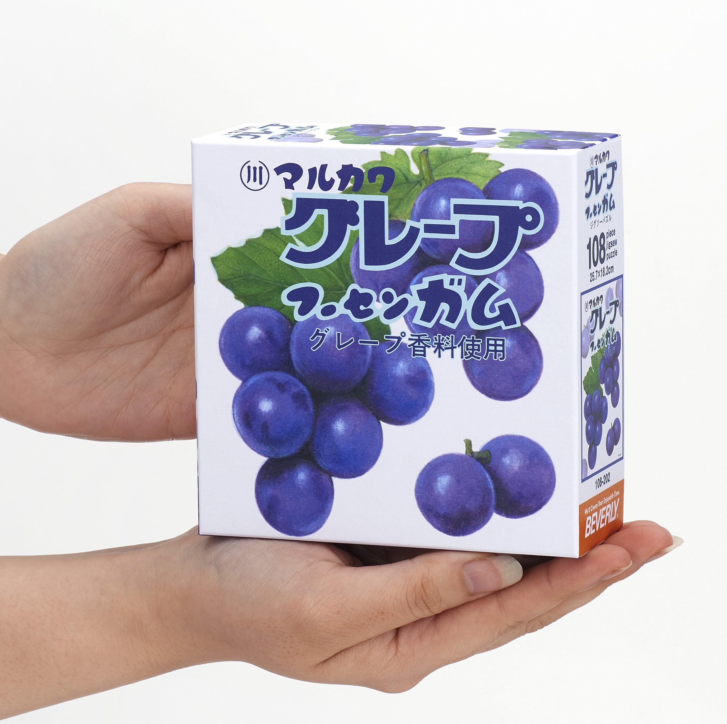 

[Made in Japan] Beverly 108-Piece Marukawa Grape Bubble Gum Jigsaw Puzzle (18.2 x 25.7 cm) 108-201