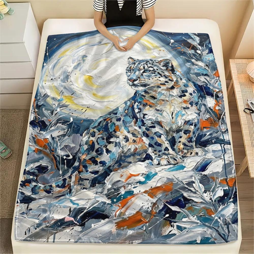 Snow Leopard Animal Print Flannel Blanket, High quality Comfortable for All Seasons, Home Decor, Warmth and Comfort, Perfect for Christmas Gifts114