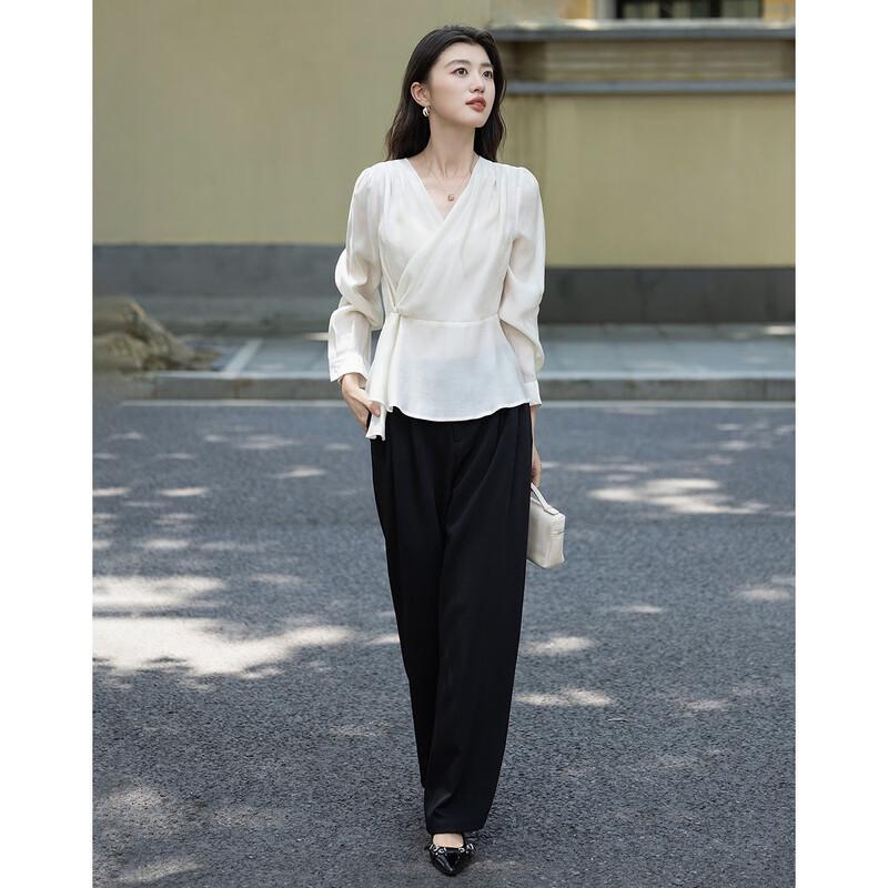 Women's Lyocell Blend V-Neck Blouse with Irregular Hem