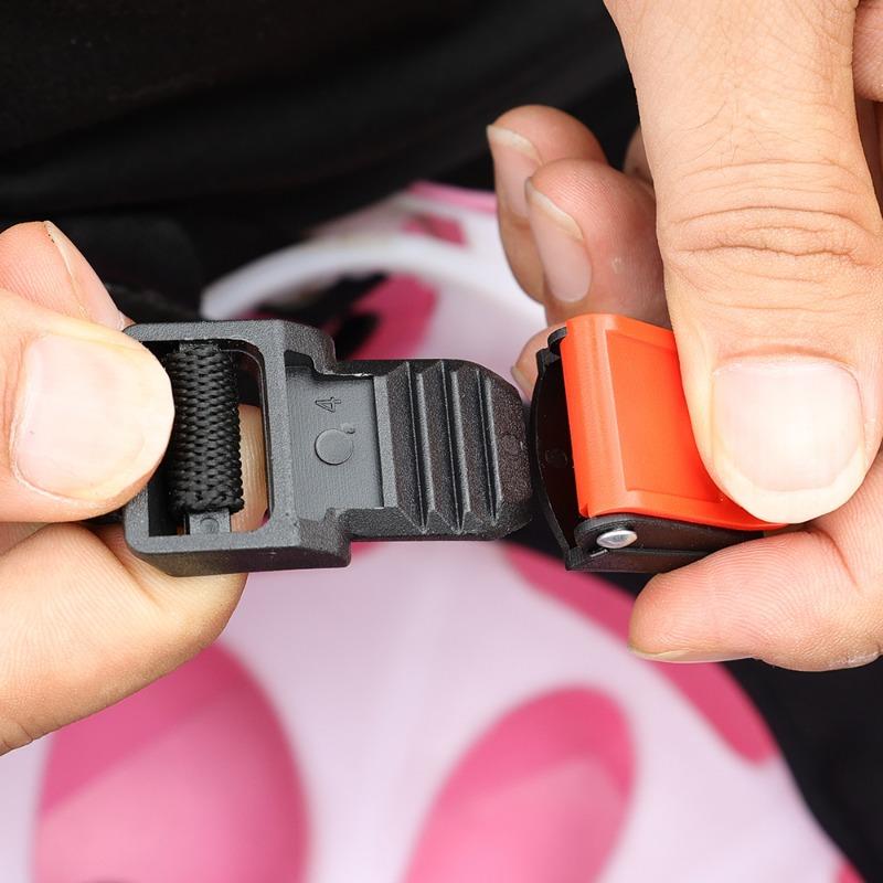 Motorcycle Helmet Pull Buckles Quick Connect and Release Clip Chin Strap Pull Buckle Helmet Clip For Suzuki Casco Moto