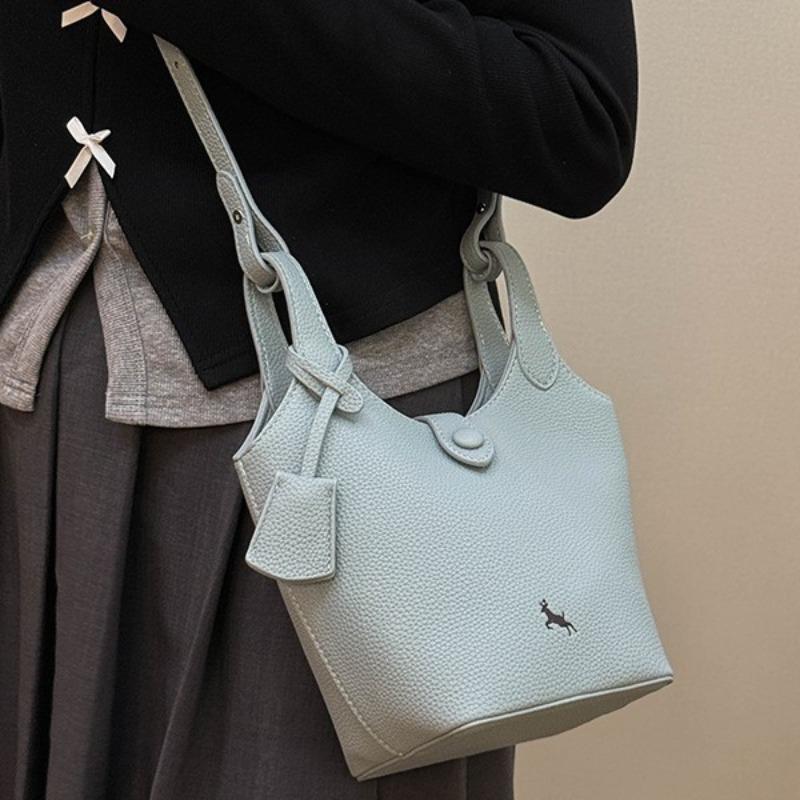 Niche design new solid color tote armpit bag large capacity commuter shoulder messenger bag