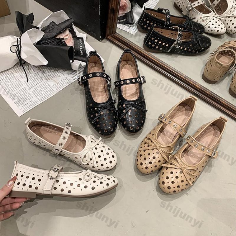 Women Shoes 2025 Spring New Metal Decoration Buckle Strap Soft Sole Mary Jane Shoes Breathable Non Slip Hollow Bow-knot Flats
