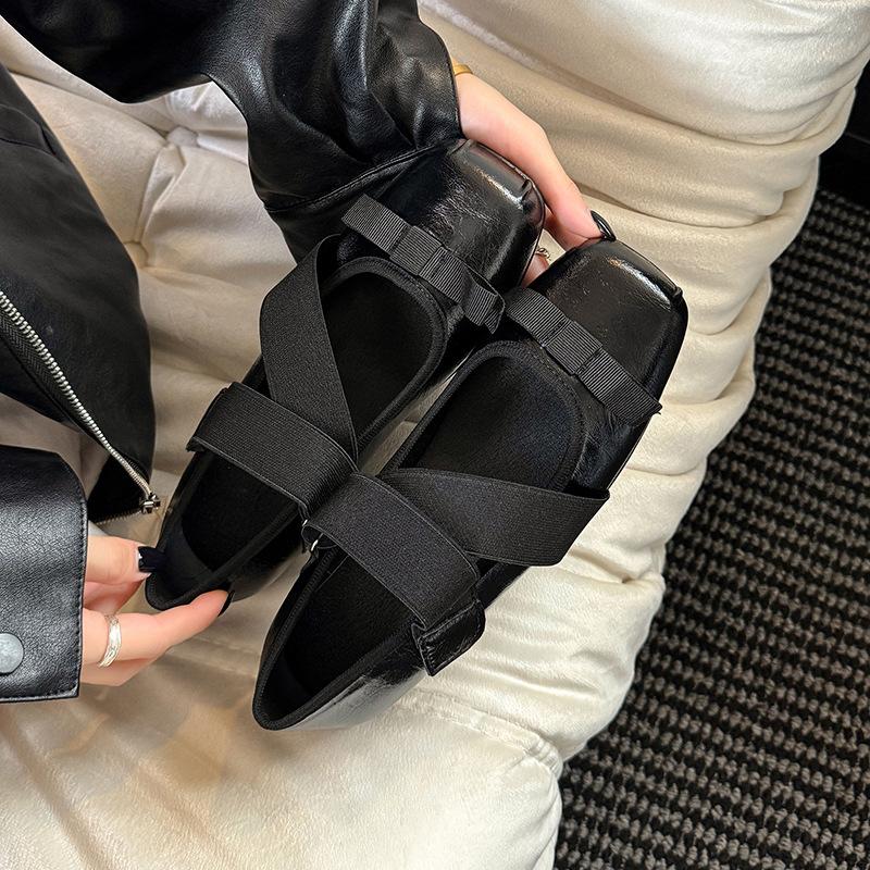 

Панк Балет~ Туфли Мэри Джейн с бантом Женские с перекрестным ремешком Серебристые на мягкой подошве Удобные одинарные туфли Ретро Маленькие кожаные туфли 40 чёрный