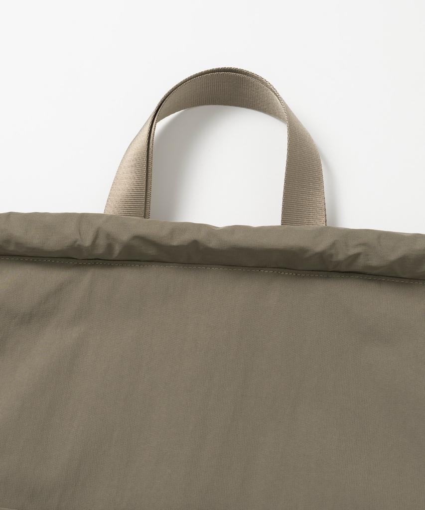 Millo Archive Easy String Bag [Khaki]