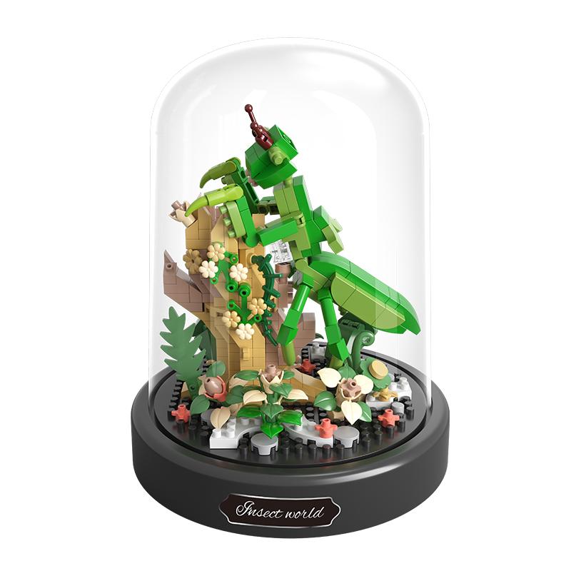 Creactive Mini particles with dust cover toy building blocks Bee butterfly Dragonfly Mantis  insect series desktop decoration
