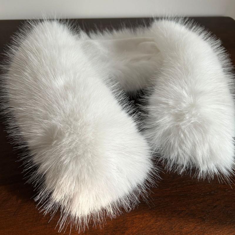Elegant White Faux Fur Collar Stylish Neck Warmer for Winter Coat Decoration Chic Accessory for Women Fashion