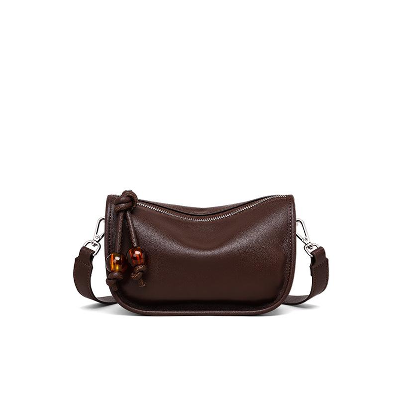 2025 New Women's Bag Autumn Winter Fashion Versatile Crossbody Bag Niche High-end Commuter Shoulder Pillow Bag