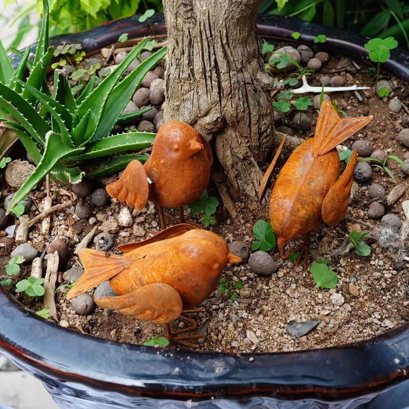 Rusty Metal Bird Figurine Set 3 Pcs Vintage 3D Sculpture Farmhouse Style for Living Room Shelf Art Decor Gift