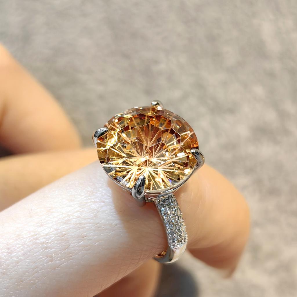Super sparkling imitation natural green zircon ring with exaggerated large particle champagne colored opening ring