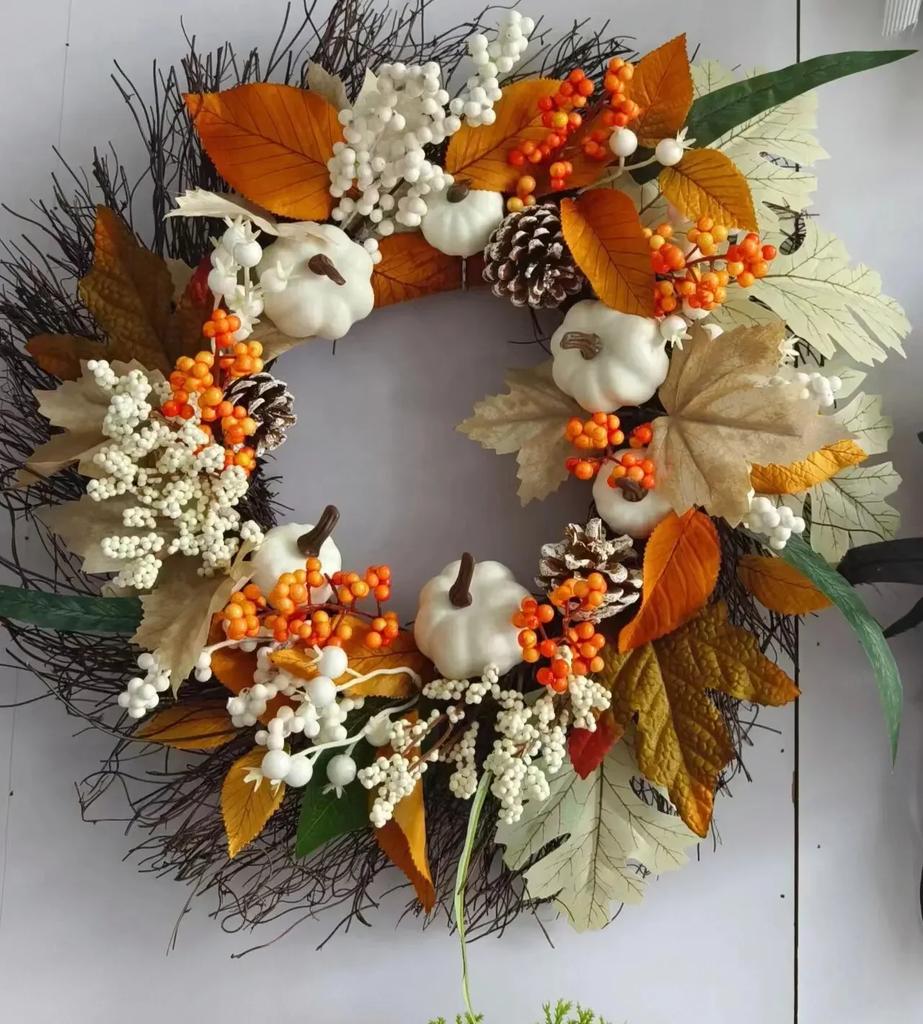 2025 New Autumn Thanksgiving Maple Leaf Pine Cone Wreath With Berry White Maple Leaf Pumpkin Decoration Wall Hanging Door