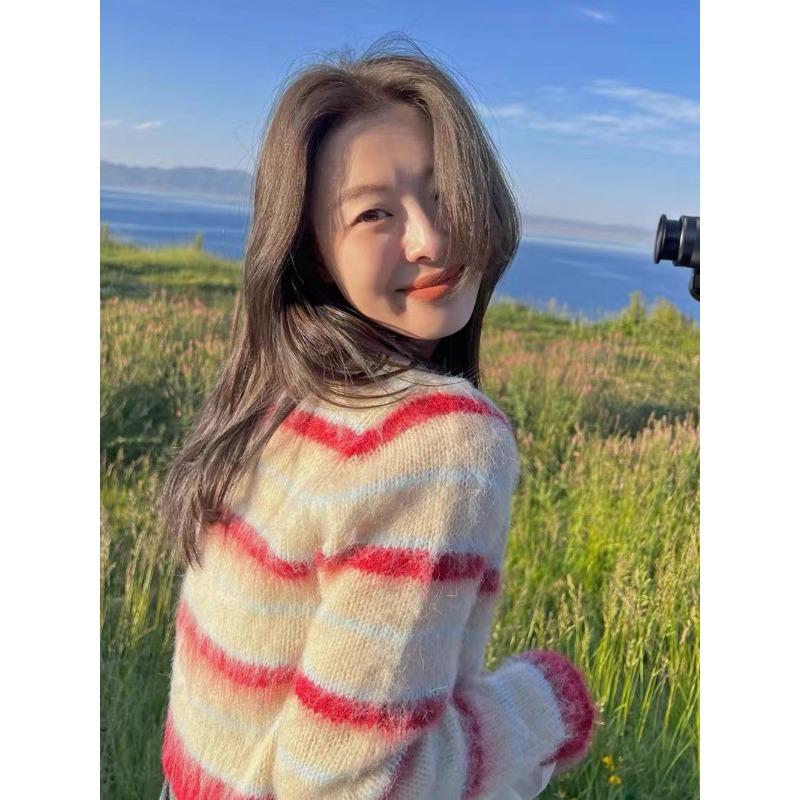 Autumn and Winter New Loose Soft Waxy Striped Contrasting Color Long-sleeved Sweater Women's Short Lazy Wind Knitted Cardigan