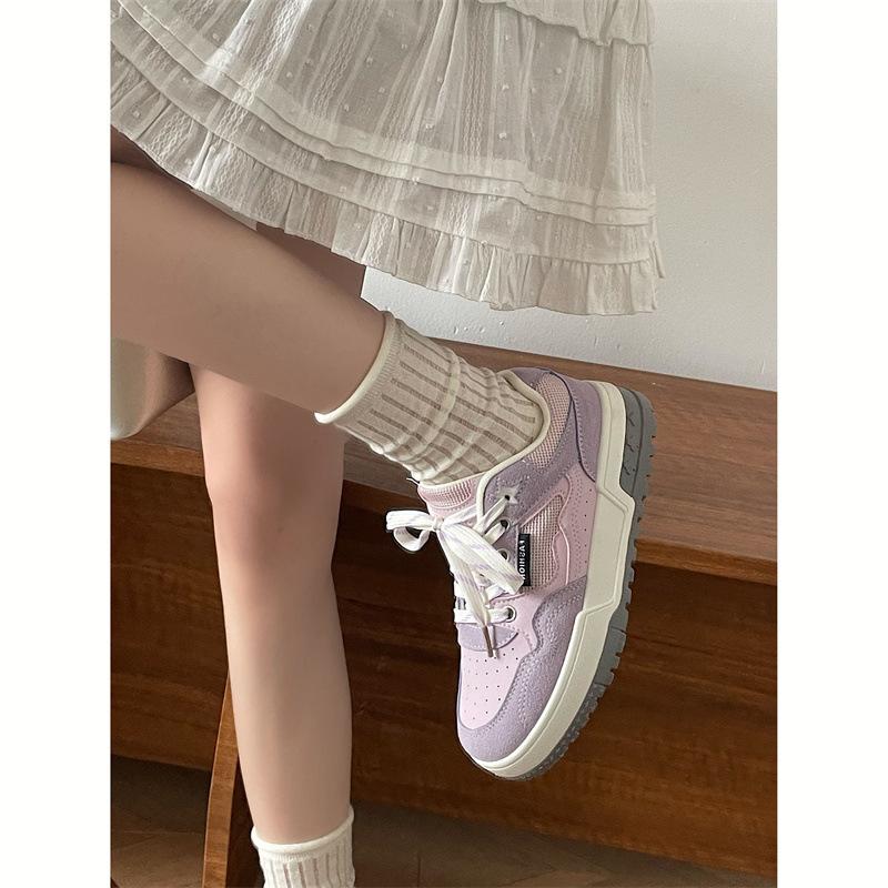 

Белые кроссовки-платформа, популярные в интернете, универсальные, белые женские кроссовки 2025, новые летние, легкие, увеличивающие рост, повседневные спортивные кроссовки 40 фиолетовый