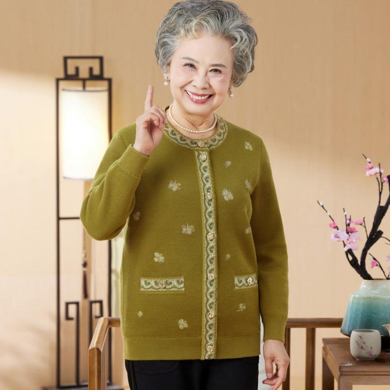 Middle-aged mother autumn and winter new cardigan sweater set elderly clothes grandma autumn knitted sweater jacket women
