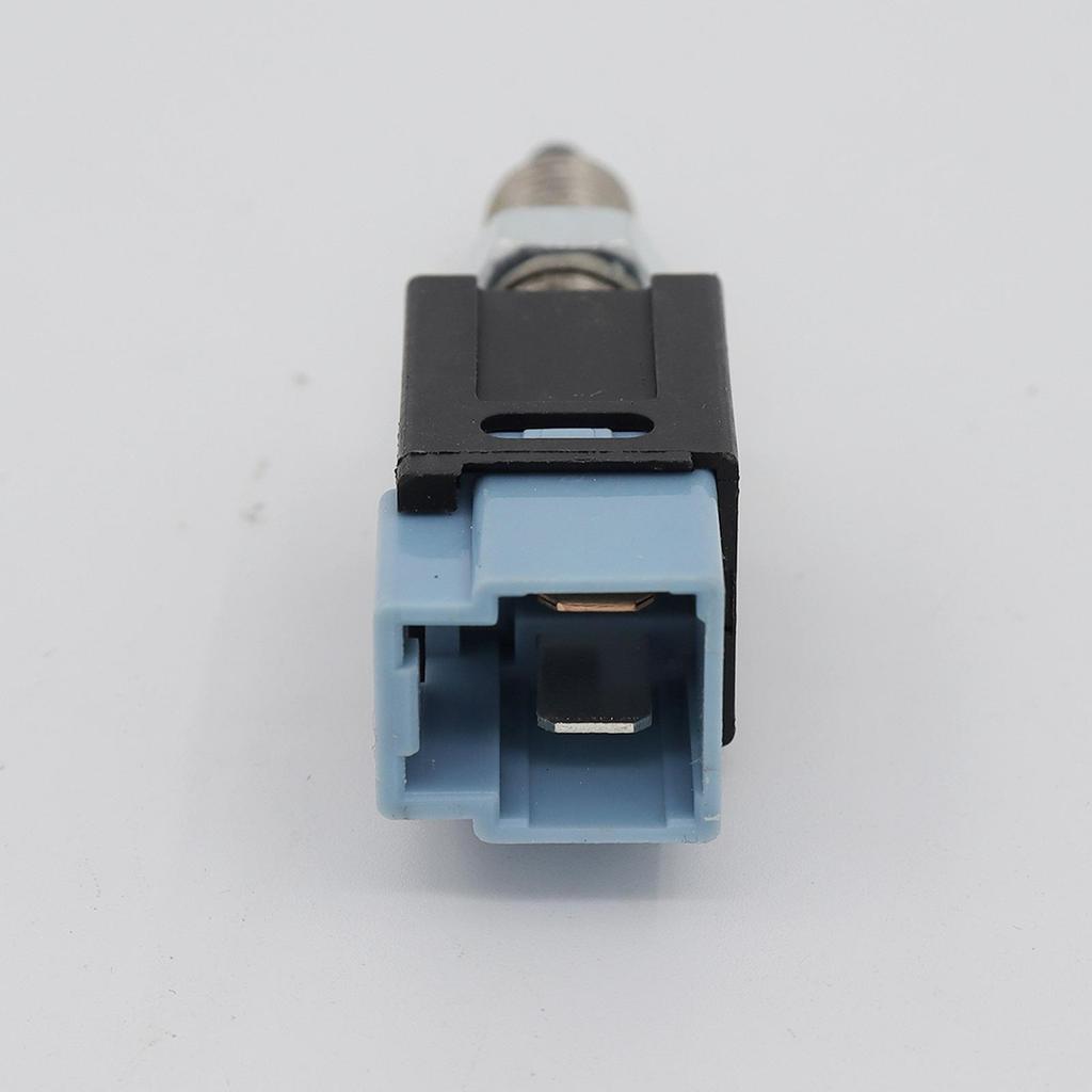 Nissan 2532075A00 2-Pin Brake Light Control Switch