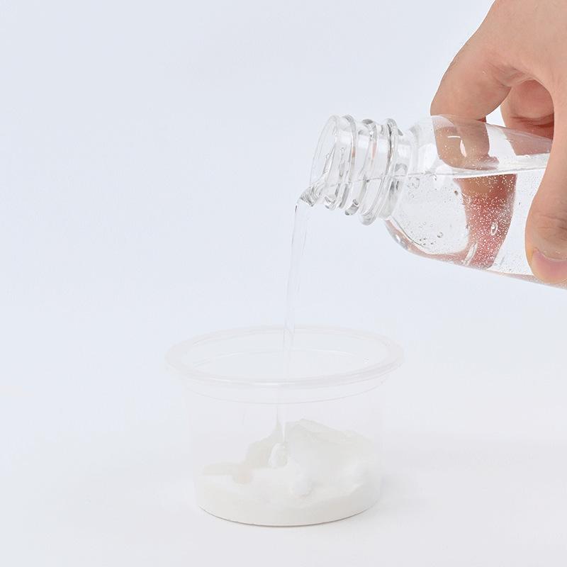 DIY Artificial Snow Powder for Science Experiments and Kindergarten Teaching Aids