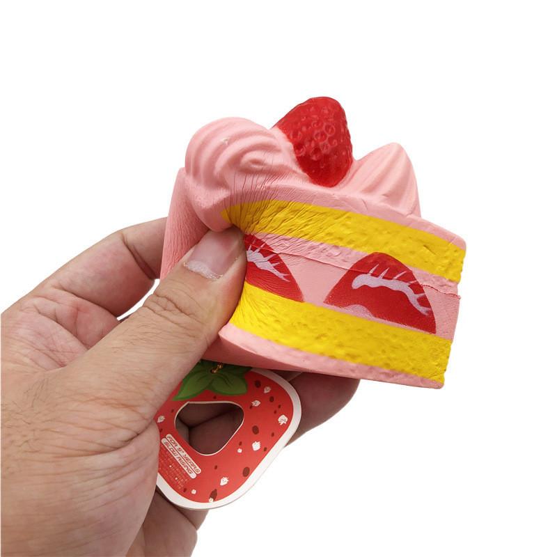 Realistic Triangle Cake Model European Style Resin Decor For Photography And Early Education