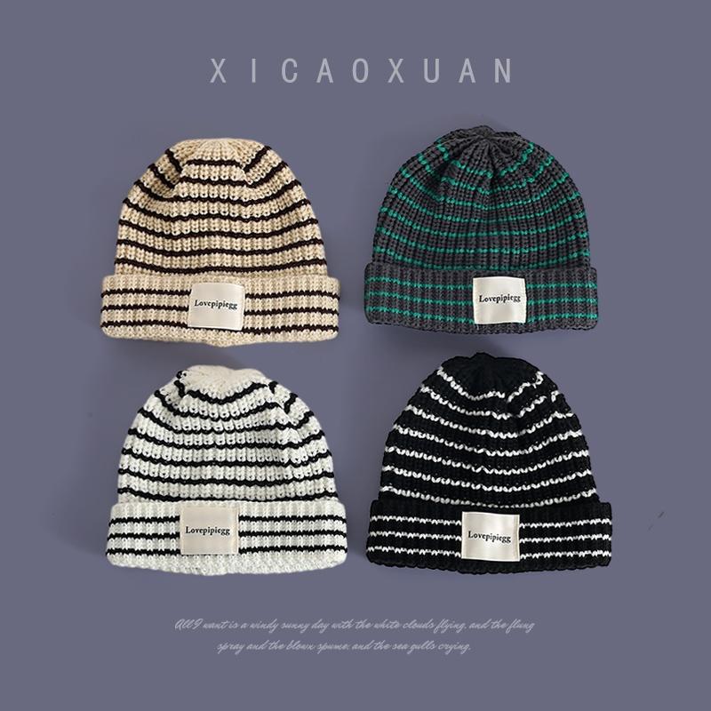 

Black striped color matching wool hat women s autumn and winter big head circumference loose knitted hat showing face small pullover cold hat Adult (55-60cm) чорний