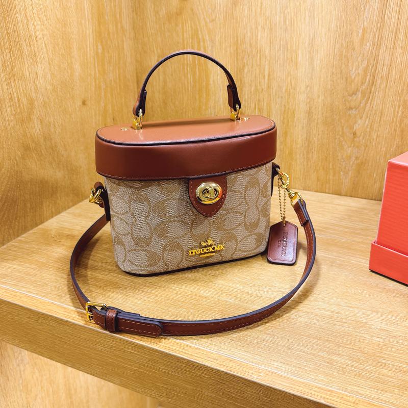 Koujia's new KAV carriage logo box bag cosmetic bag small square bag classic portable shoulder messenger women's bag
