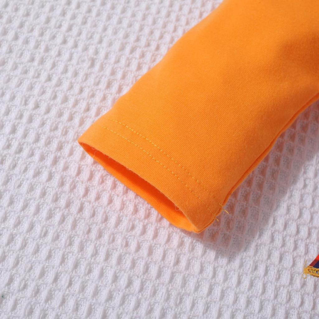 Dětský kojenecký módní minimalistický outfit