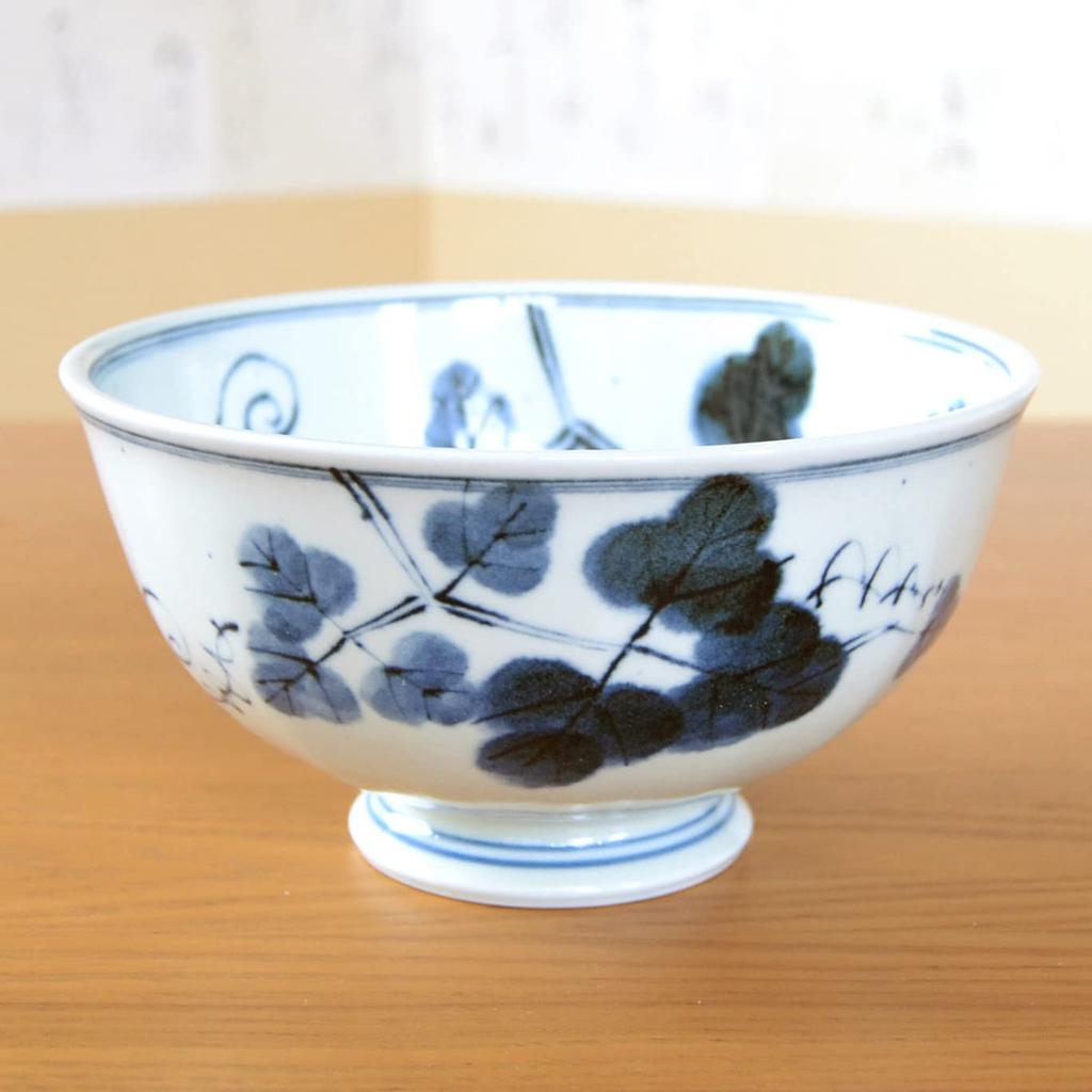 Light Noodle Bowl Arita Hasami Indigo Dyed Ivy Multipurpose Bowl, Lightweight, Pottery, Stylish, Bowl, Bowl, Tableware, Bowl, Ware, Ware, Painting,