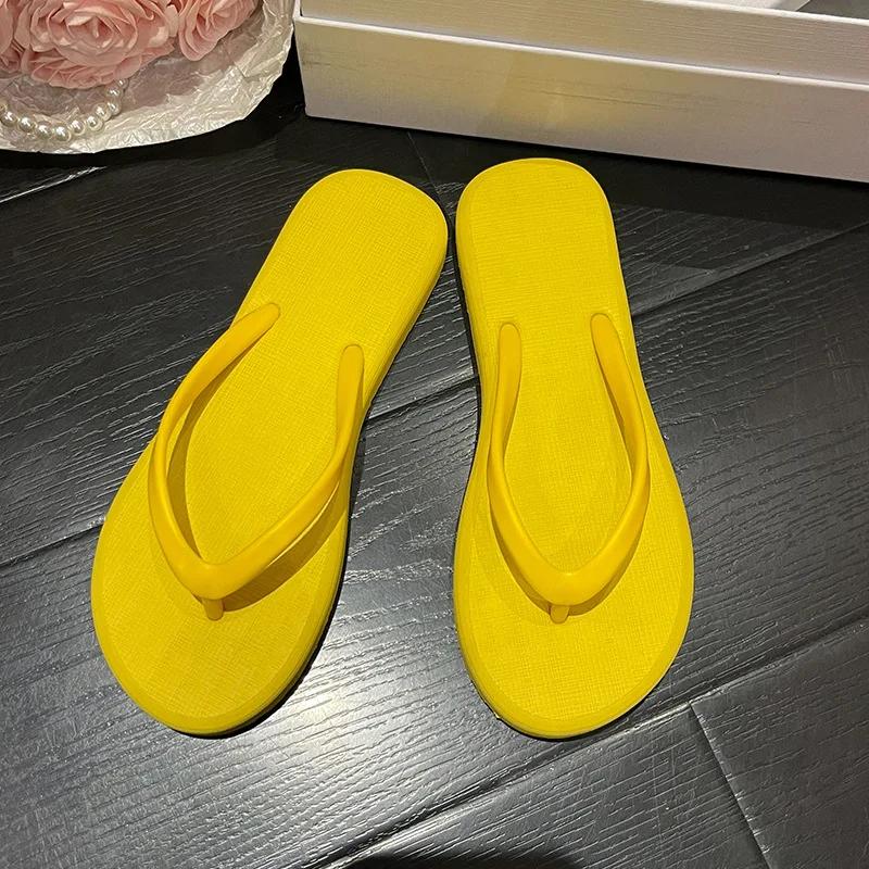Fashion Premium Sense Non-slip Simple Flip-flops Girls Summer New Wear Solid Color Pinch Feet Beach Cool Slippers Wholesale