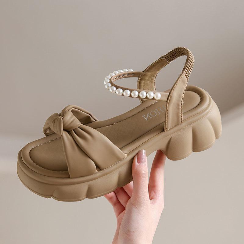 Stepping On Shit Sandals Women's Summer Wear High-end 2025 New French Fairy Wind Soft Sole Non-slip Fashion Sandals