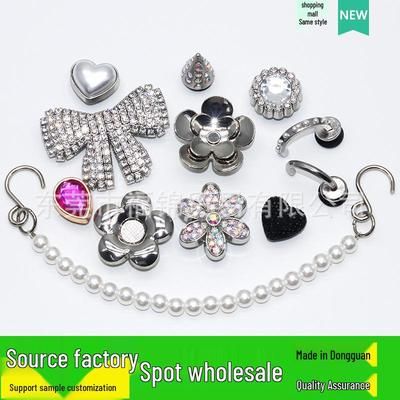 2024 Strassketten-Clog-Accessoires - DIY Blumen-Schuhschnallen, Mall-Stil