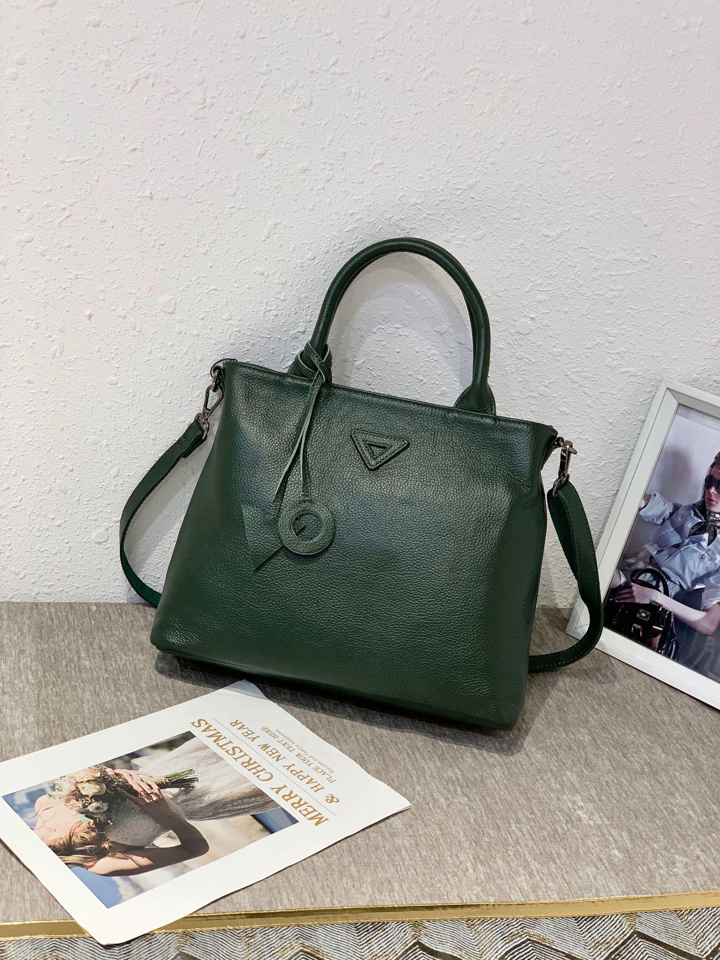 2025 Genuine Cowhide Leather Women s Trendy Tote & Shoulder Bag