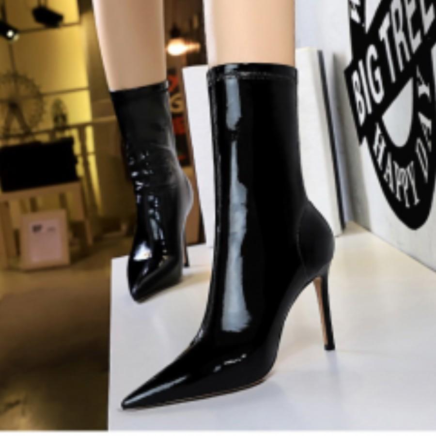 Womens European and American Fashion Thin Shiny Elastic Thin Pointed Short Boots