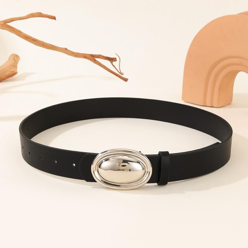 Casual Womens Fashionable Belt With Smooth Egg Shaped Buckle For Daily Looks