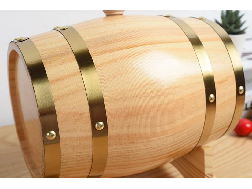 Retro Wooden Oak Wine Barrel Ornament for Home Bar or Restaurant