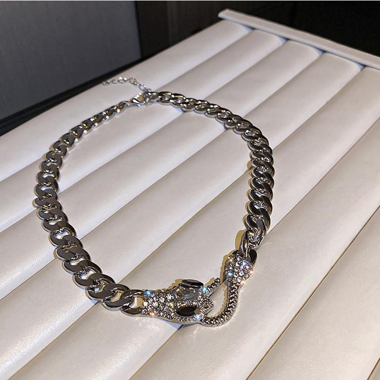 Elegant Rhinestone Snake Chain Necklace - Luxury Clavicle Accessory for Women