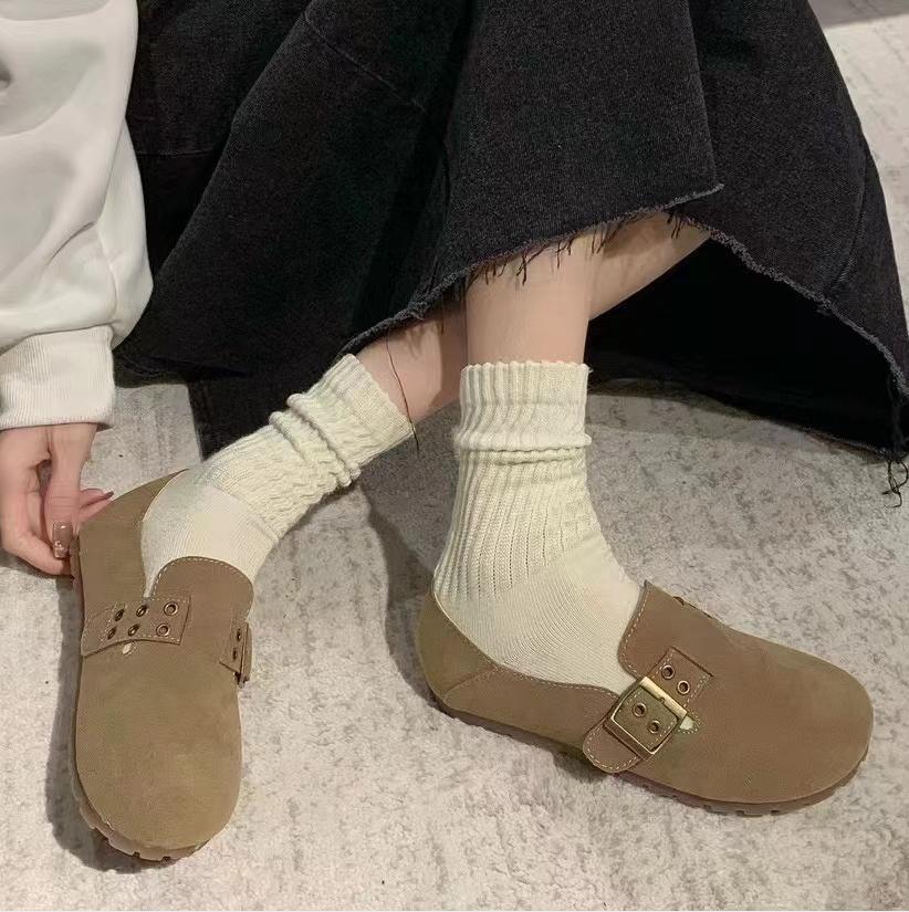 

Модные лоферы из искусственной замши, женские, с ремешком с заклепками, балетки, мокасины, женские садовые туфли, клоги, таби для босиком, удобные слипоны для ходьбы 35 хаки