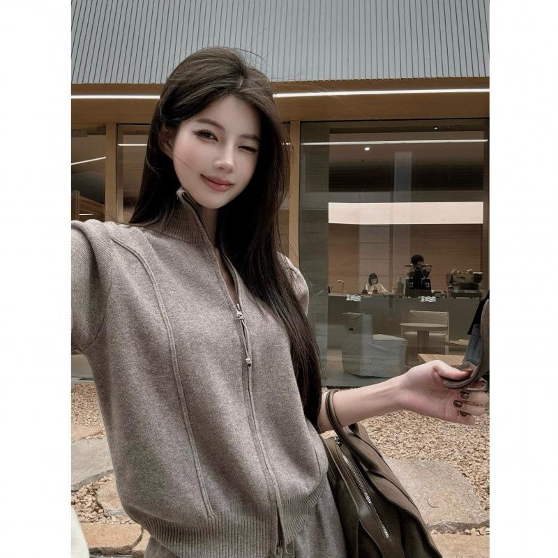 7772 Retro Casual Two-Piece Set with Zipper Neckline - Stylish Autumn/Winter Fashion