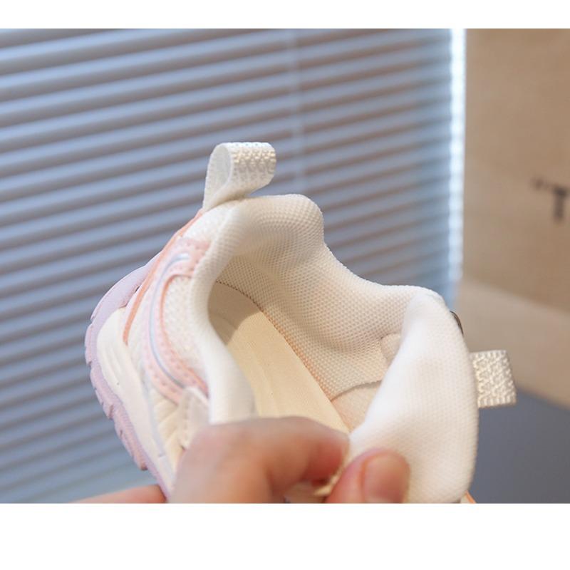 Children's autumn new models 1-6 years old leather waterproof outdoor sports shoes fashionable and casual men and women treasure dirt-resistant