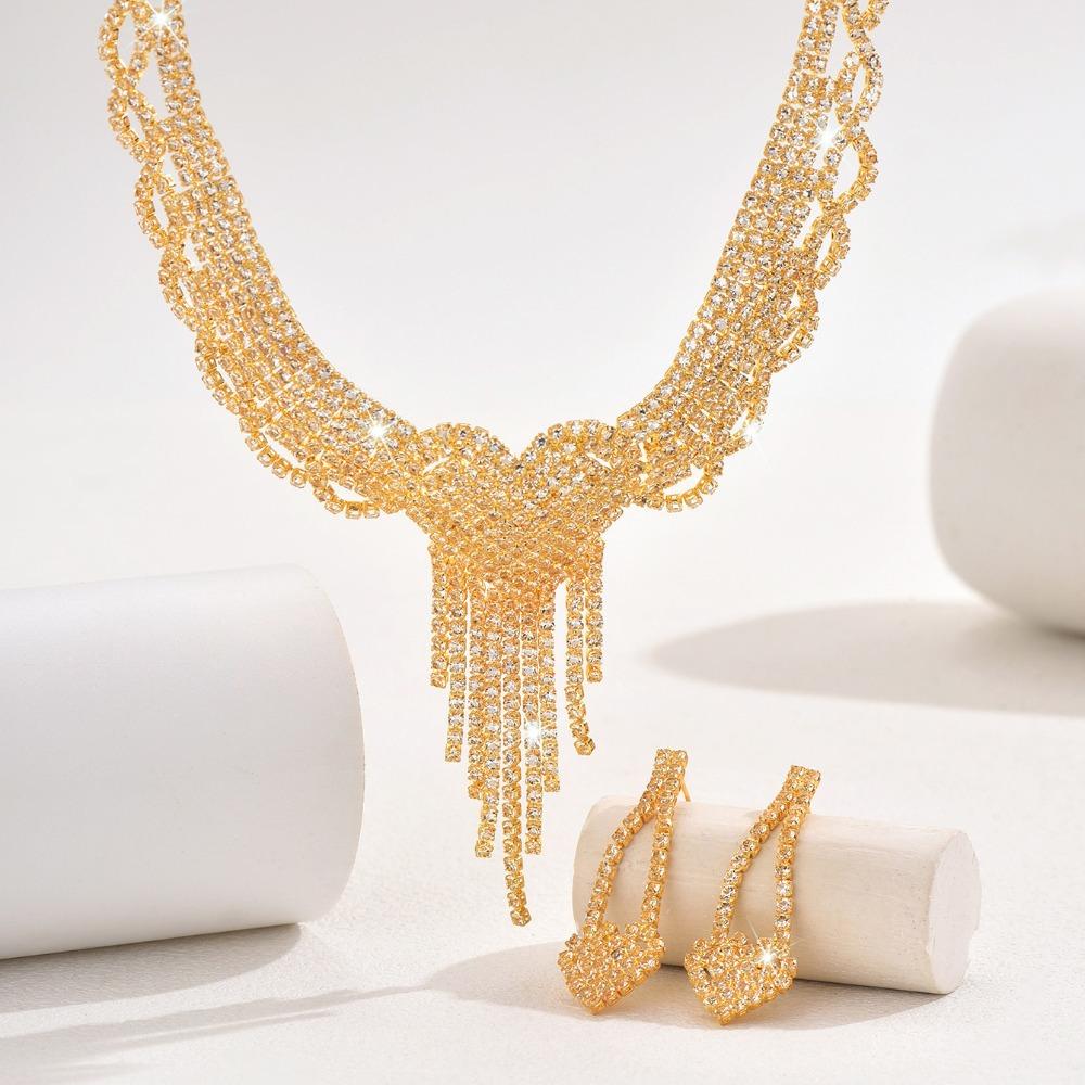 New 2pcs Set Luxury Shiny Full of Rhinestone Heart Pendant Tassel Necklace Drop Earring Set for Women Bride Wedding Jewelry Sets